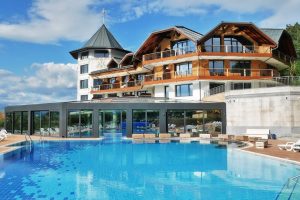 hotel hot spring
